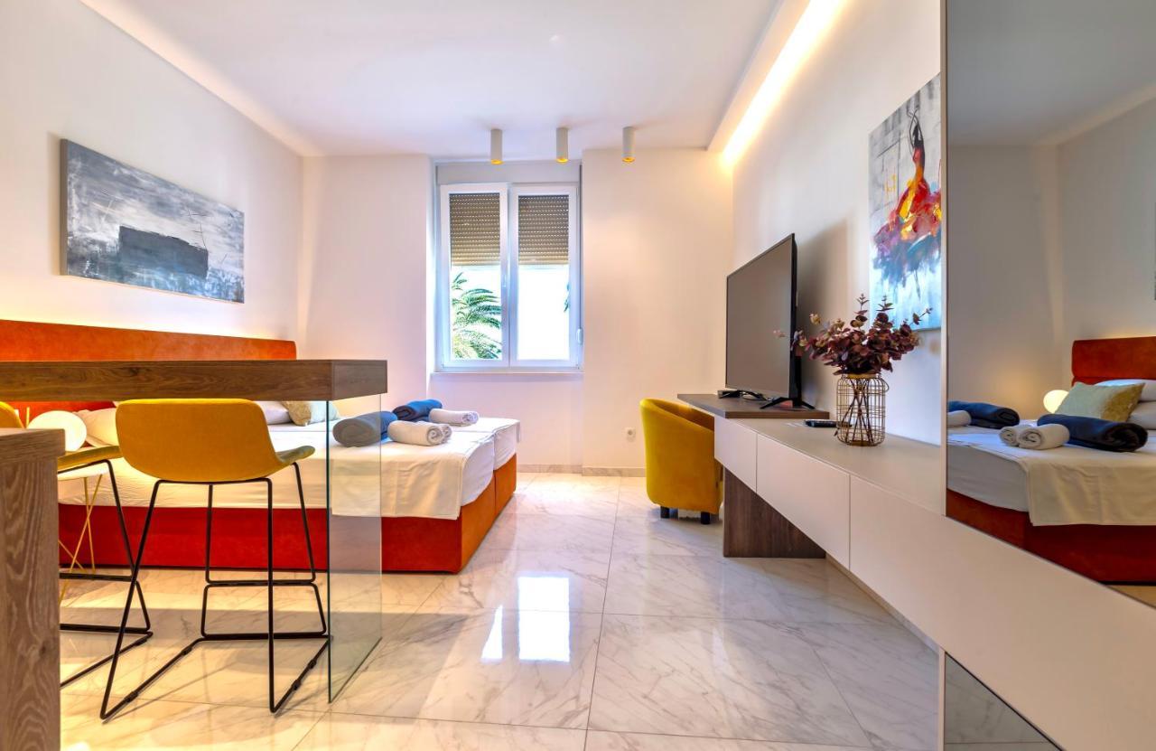 Apartments & Rooms Graso Split Exterior photo