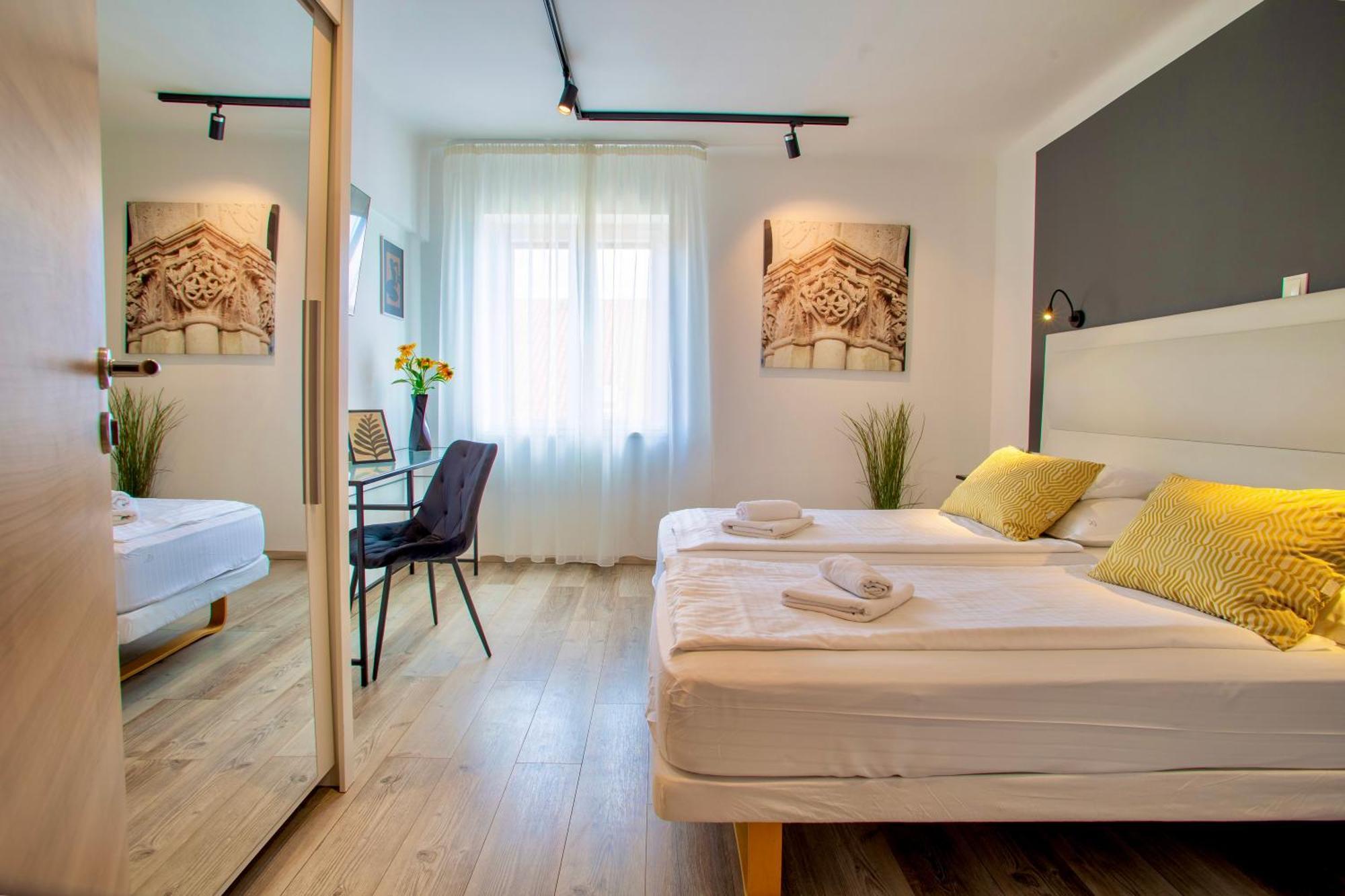 Apartments & Rooms Graso Split Room photo
