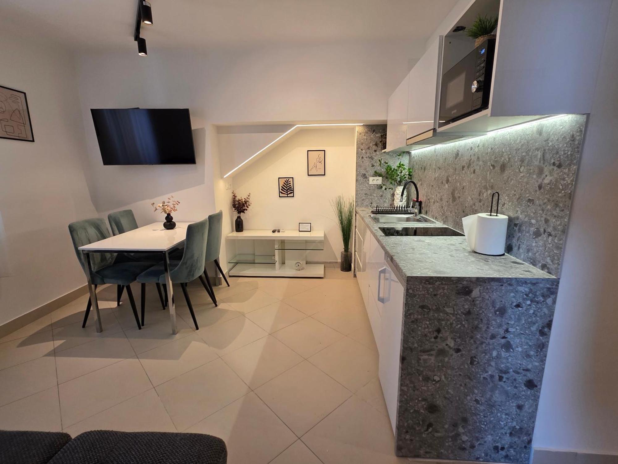 Apartments & Rooms Graso Split Room photo